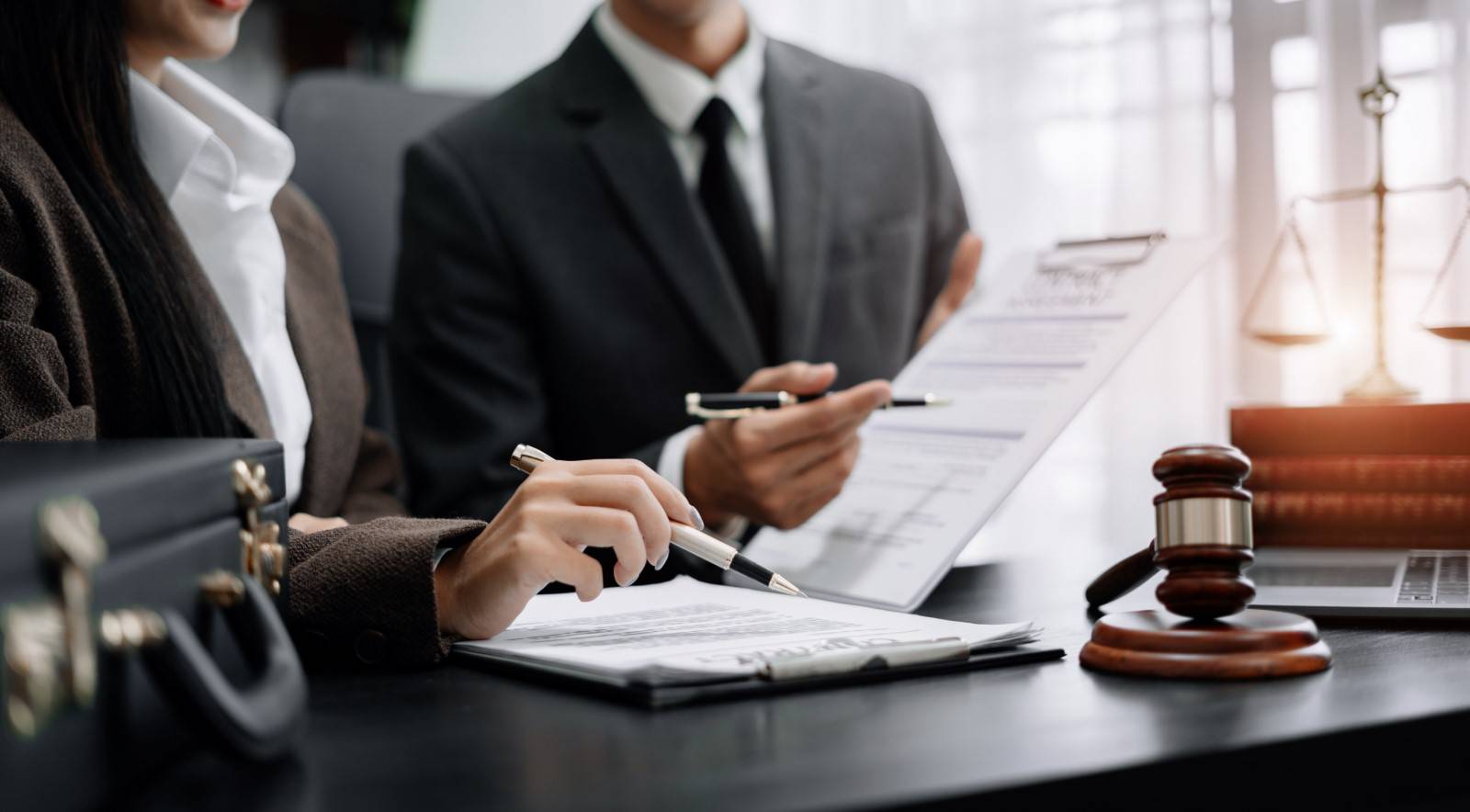 CONTESTER UNE PRÉEMPTION OU UNE REVISION DE PRIX